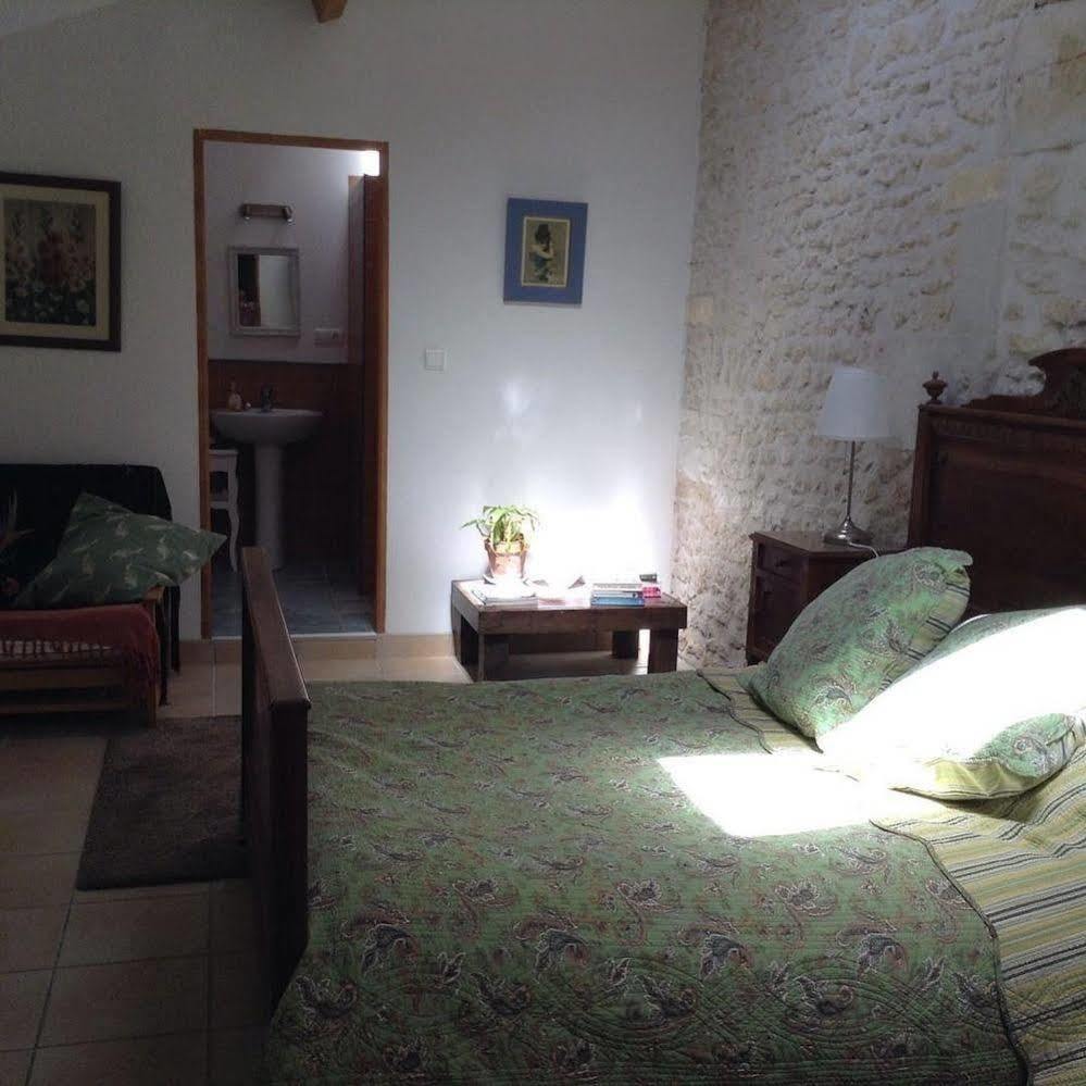 Gite Du Calme 3 Star Bed & Breakfast Cognac Chérac Exteriör bild