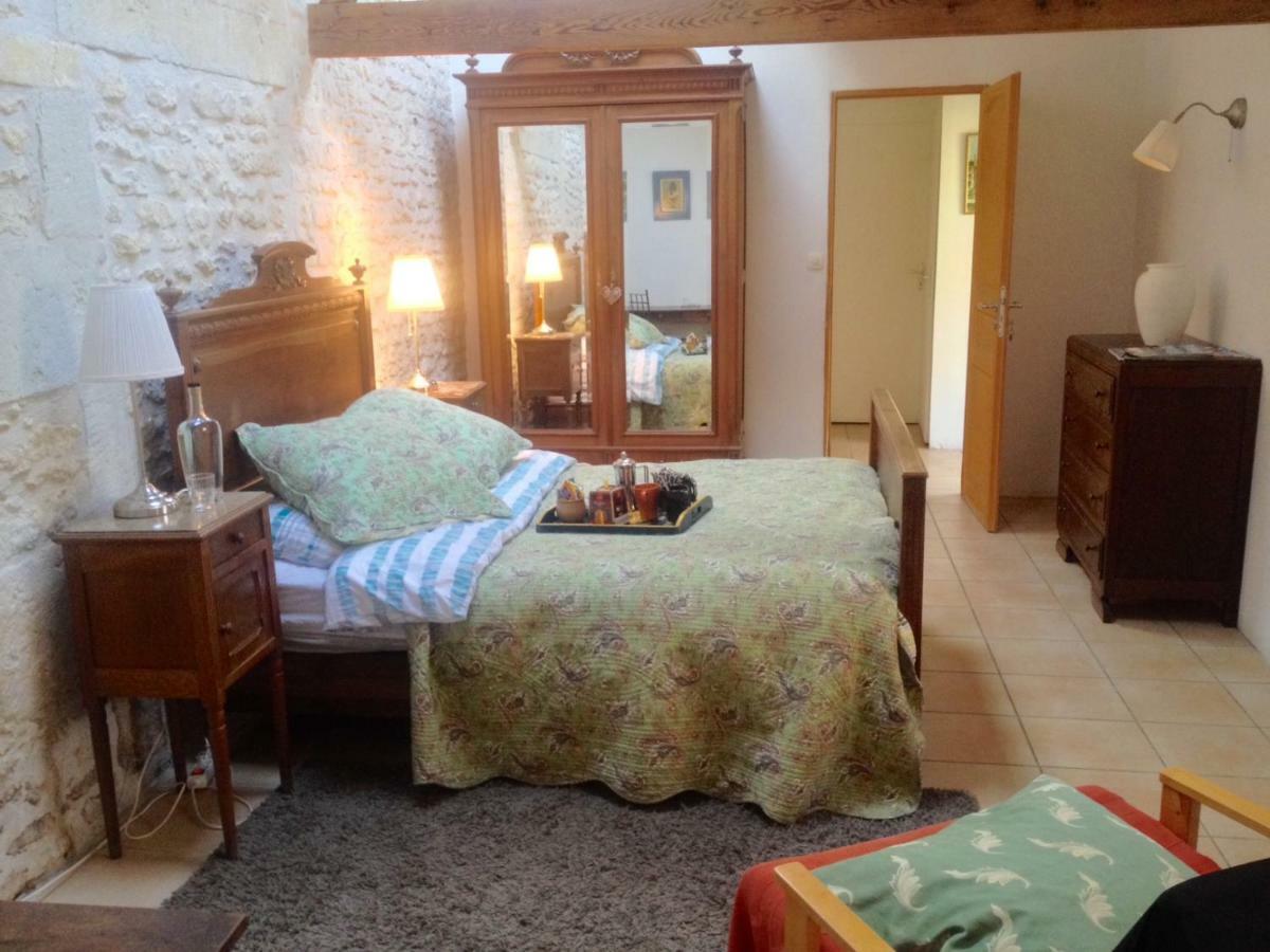 Gite Du Calme 3 Star Bed & Breakfast Cognac Chérac Exteriör bild